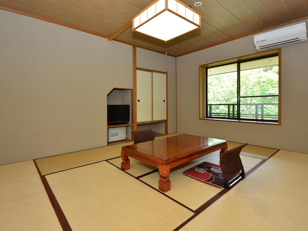 Kurikarajyuku Hotel Tsubata Exterior photo